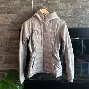Lululemon puffy jacket